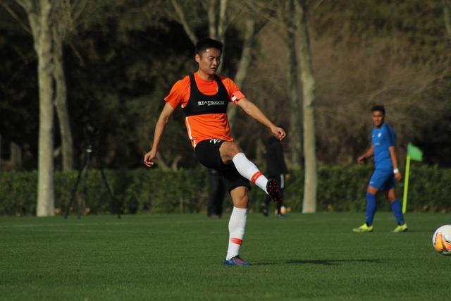 姚明入选FIBA名人堂 中国男篮运动员第一人